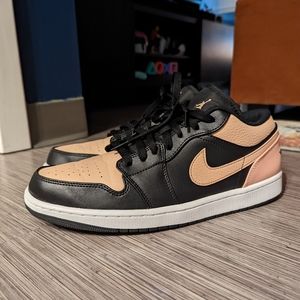 Jordan 1 Low Crimson Tint